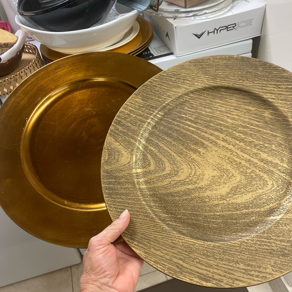 Gold and Wood-Style Decorative Plates